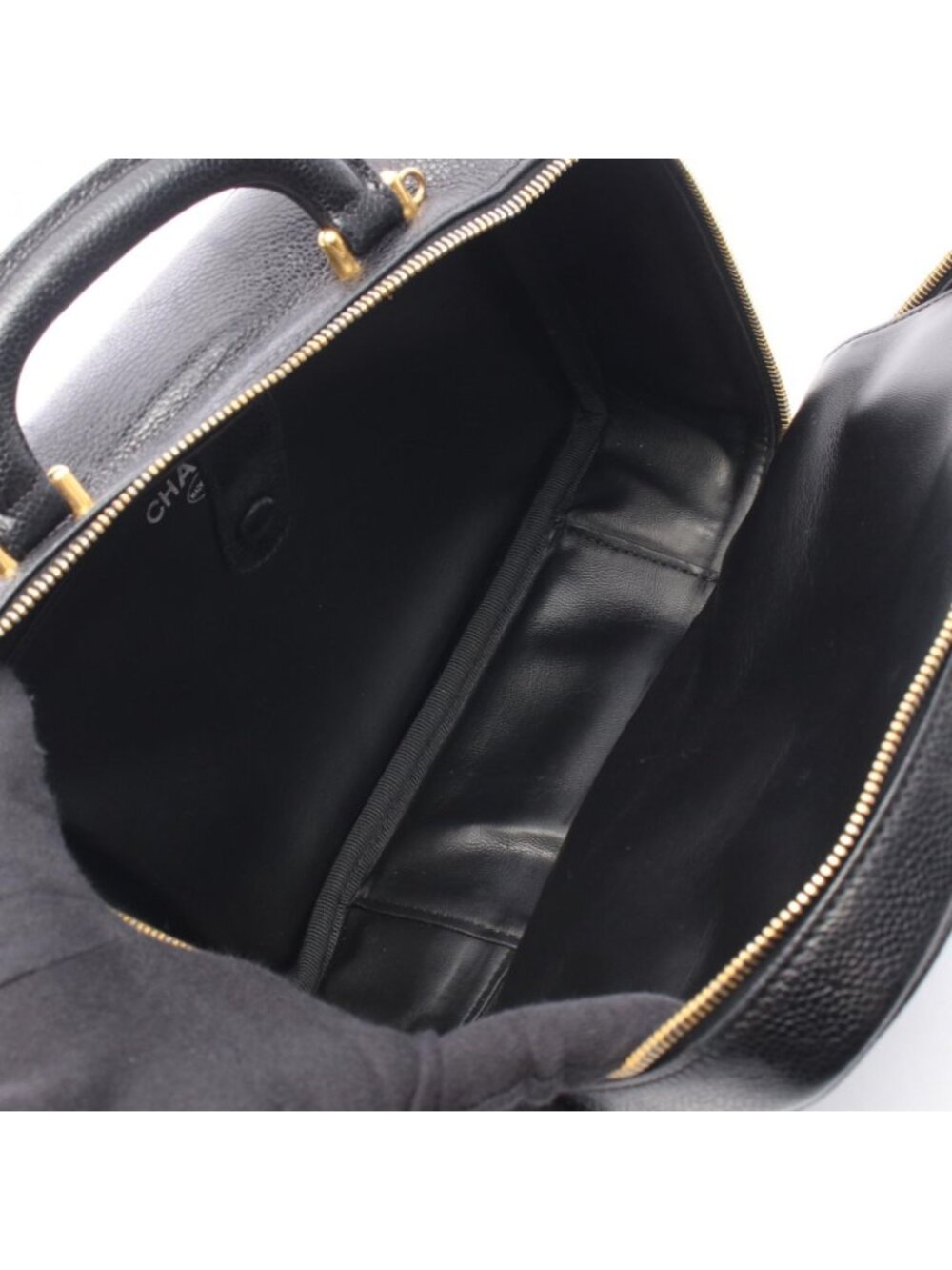 Chanel Handbag CC Logo 2-Way Black Calf CC Vanity - Picture 3 of 9